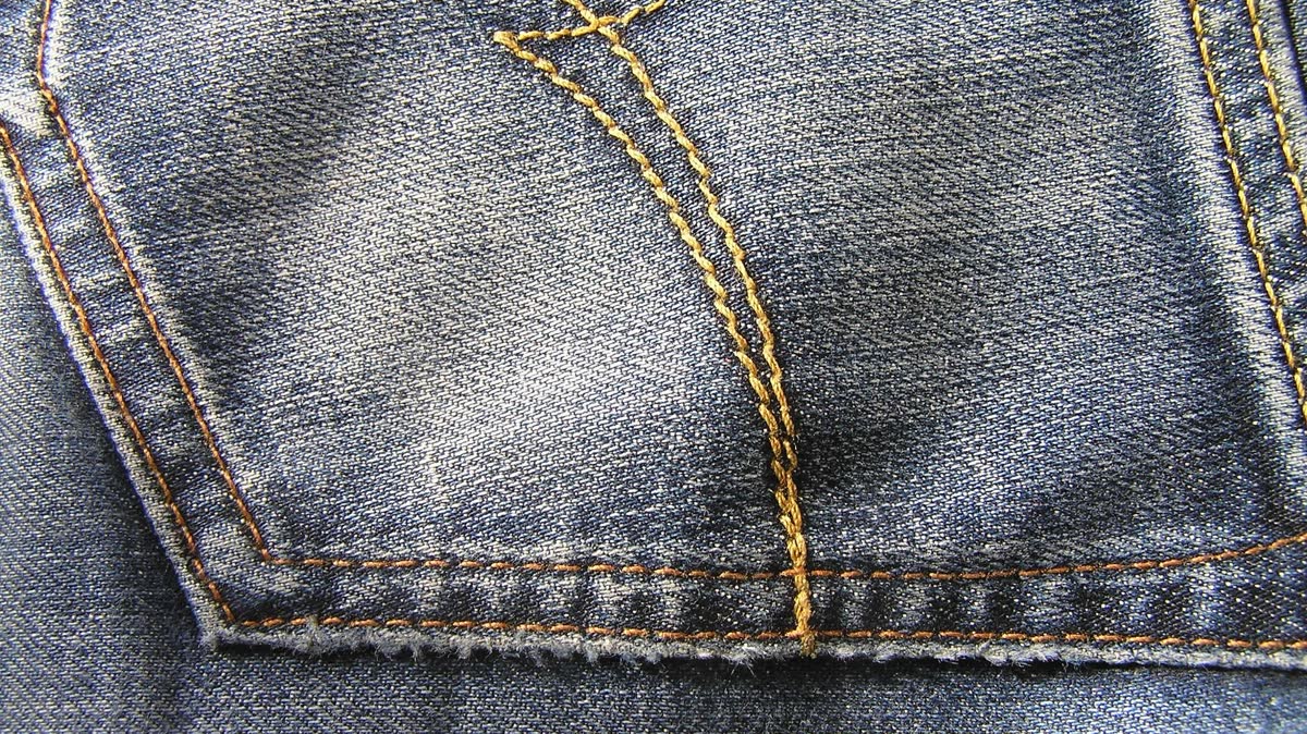 Likrasız Kot Nedir? Rijit Denim, Ham Kot ve Sanforun Sırrı